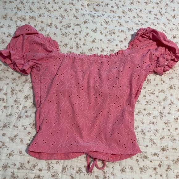 Pink Eyelet Puff Sleeve Top - Picture 3 of 6